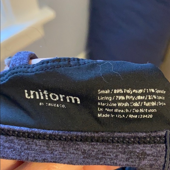 True and Co Strappy Yoga Bra, Small - Picture 3 of 3